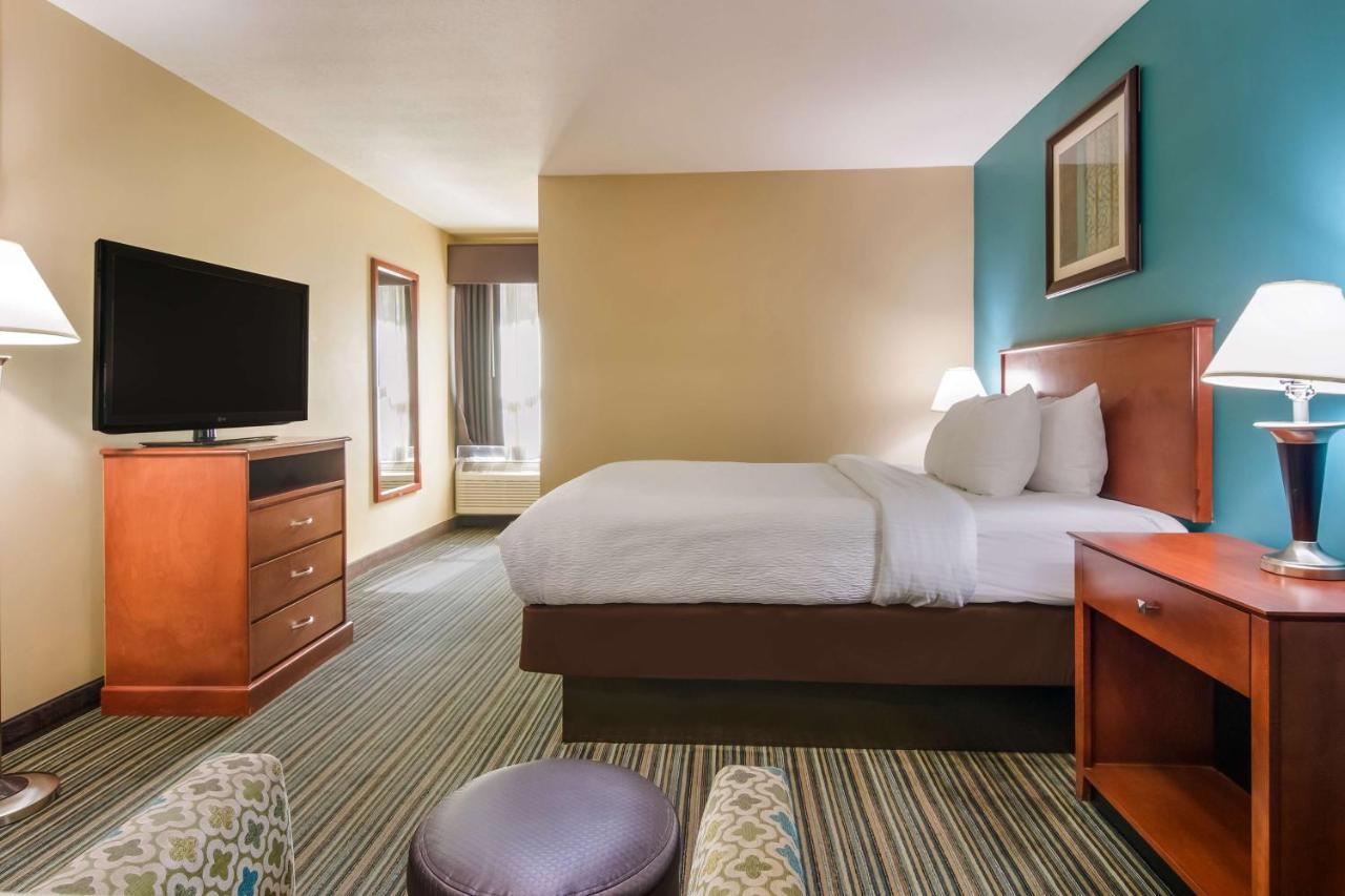 Best Western Plus Traverse City Extérieur photo