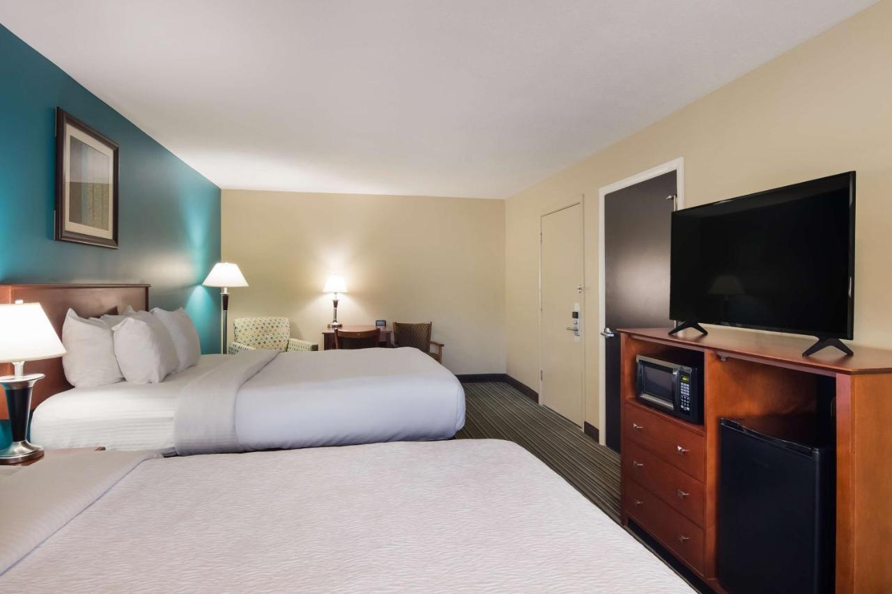 Best Western Plus Traverse City Extérieur photo