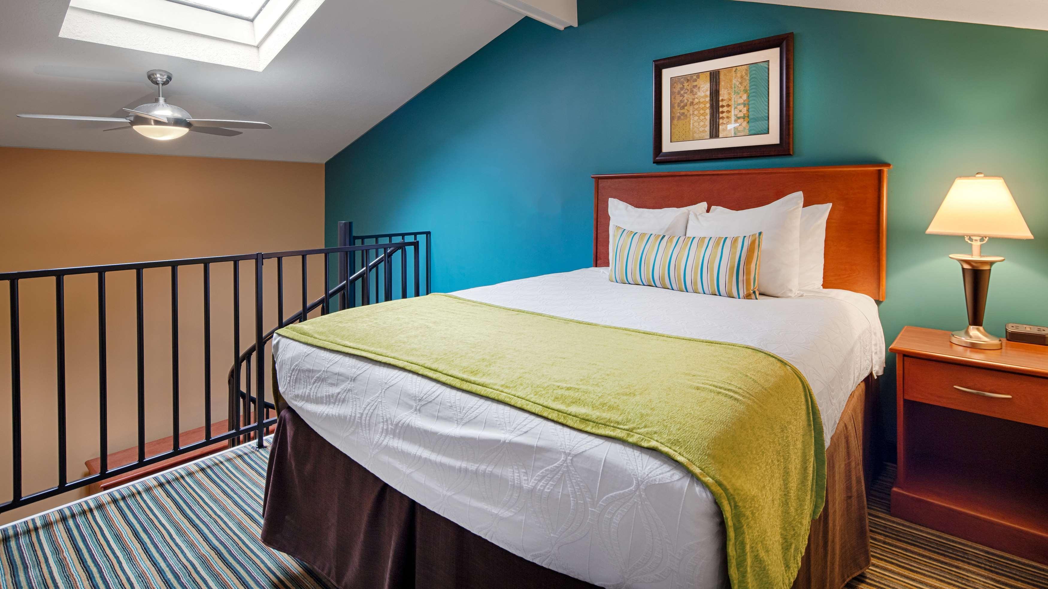 Best Western Plus Traverse City Extérieur photo