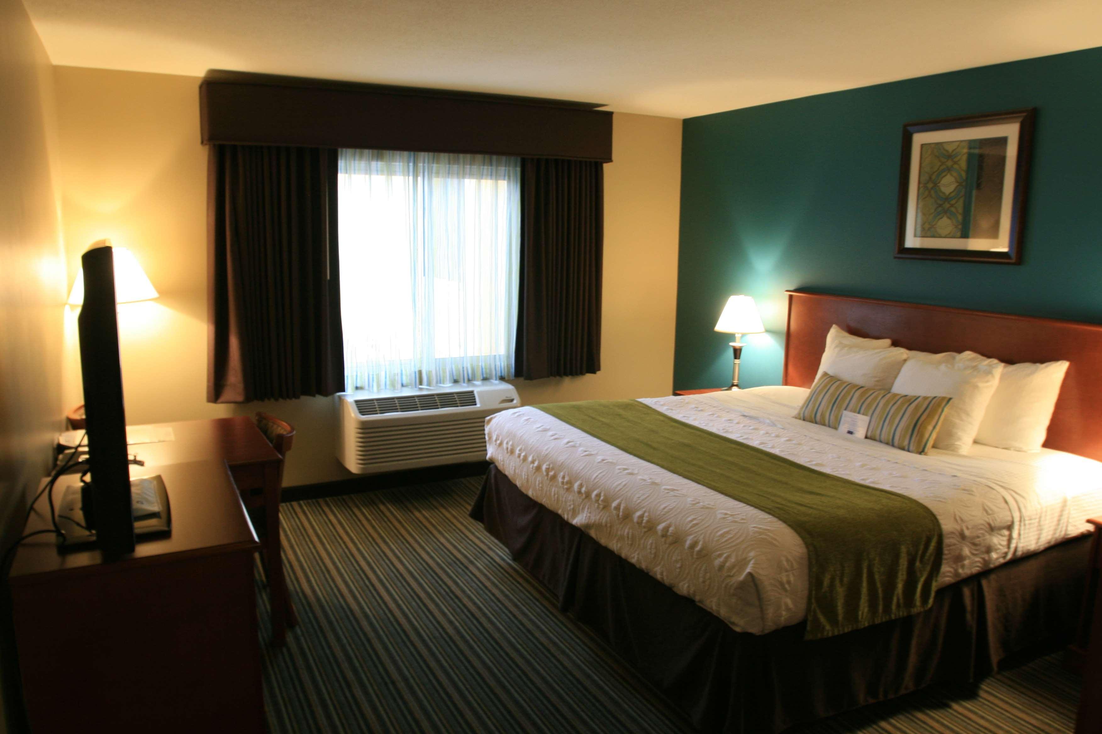 Best Western Plus Traverse City Extérieur photo