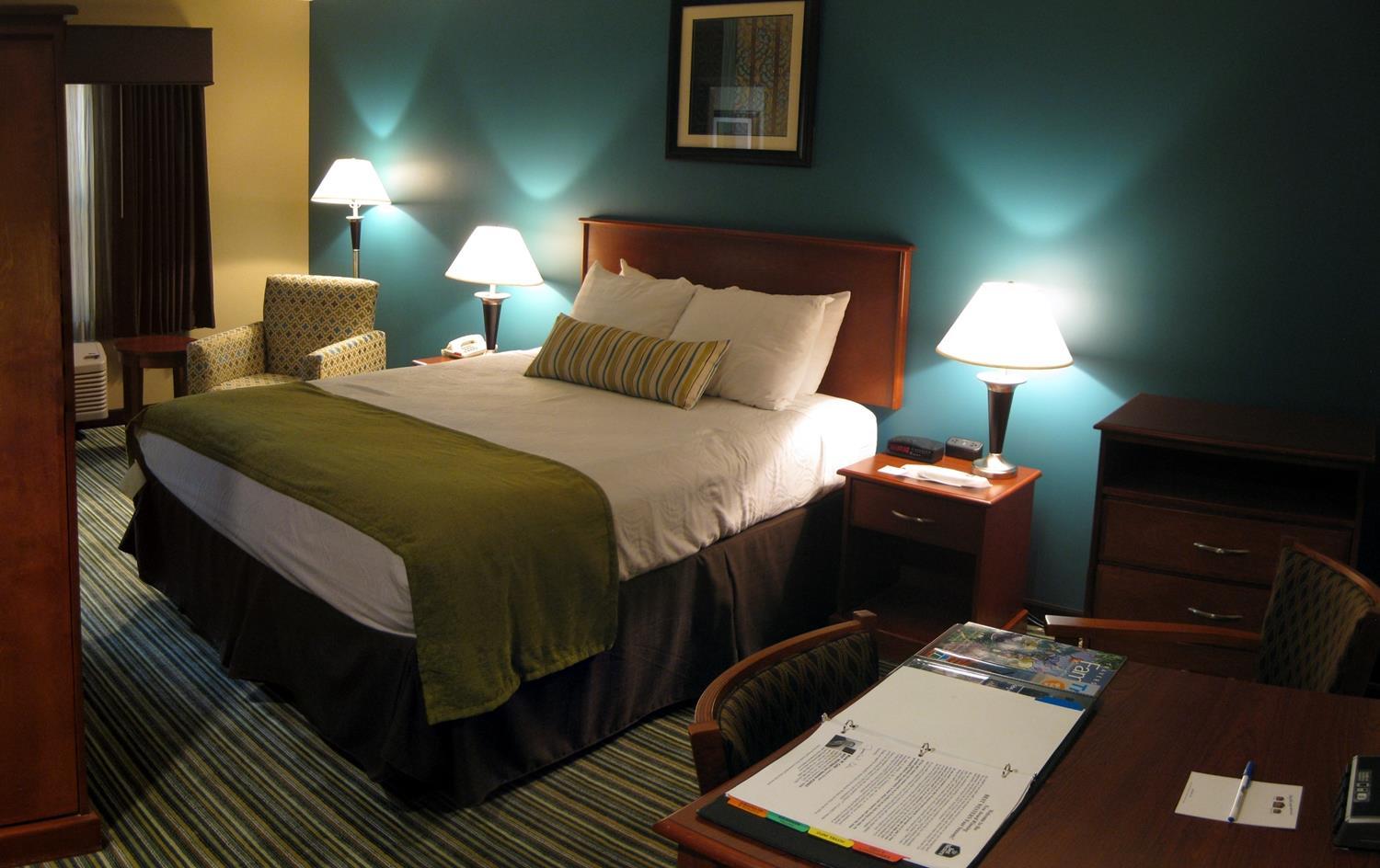 Best Western Plus Traverse City Extérieur photo